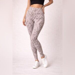Aerie Geometric Taupe Leggings